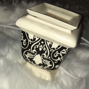 Scentsy candle